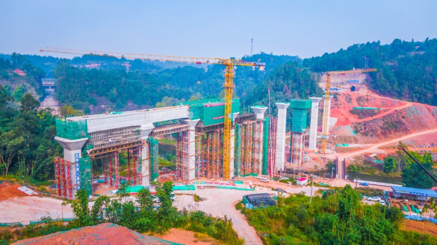 木桥沟渡槽航拍。四川省水利厅供图