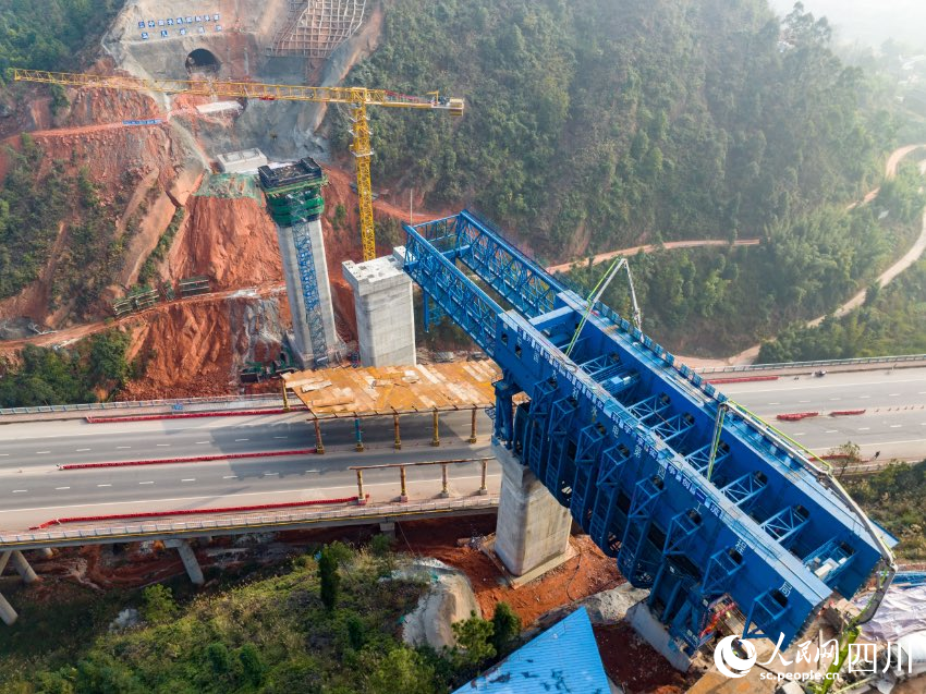 瓦房头渡槽。宜宾日报 庄歌尔摄